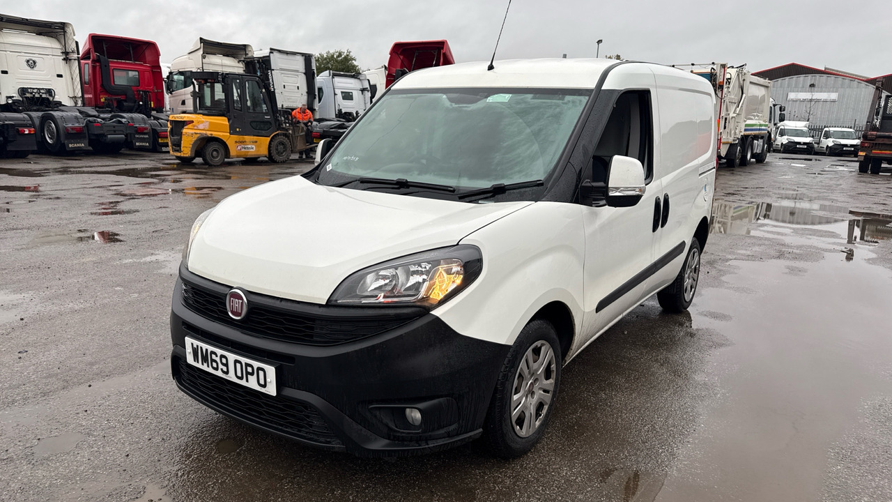 FIAT DOBLO 16V 1.3 MULTIJET 95PS TECNICO - Autoutilitară compactă: Foto 2 FIAT DOBLO 16V 1.3 MULTIJET 95PS TECNICO - Autoutilitară compactă: Foto 2