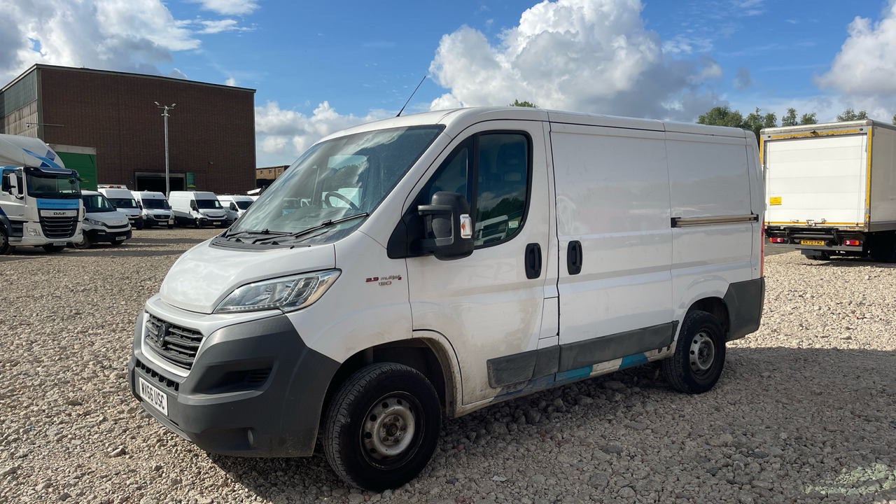 FIAT DUCATO 2.3 MULTIJET 130PS - Autoutilitară compactă: Foto 2 FIAT DUCATO 2.3 MULTIJET 130PS - Autoutilitară compactă: Foto 2
