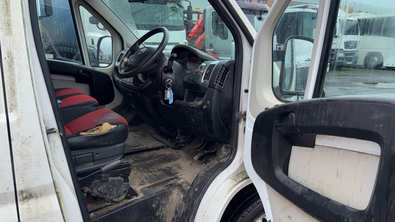 FIAT DUCATO 35 2.3 Multijet 130PS - Autoutilitară basculantă: Foto 5 FIAT DUCATO 35 2.3 Multijet 130PS - Autoutilitară basculantă: Foto 5