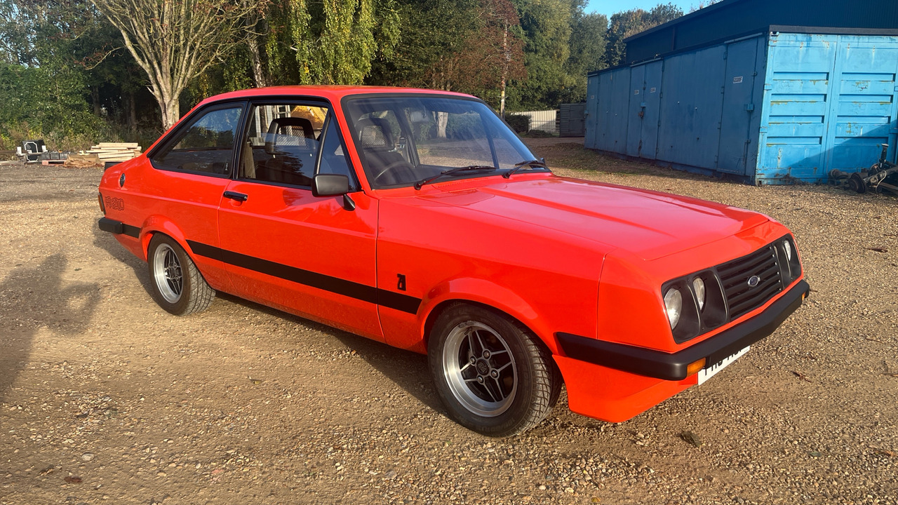 FORD ESCORT RS 2000 - Berlină/ Sedan: Foto 1 FORD ESCORT RS 2000 - Berlină/ Sedan: Foto 1