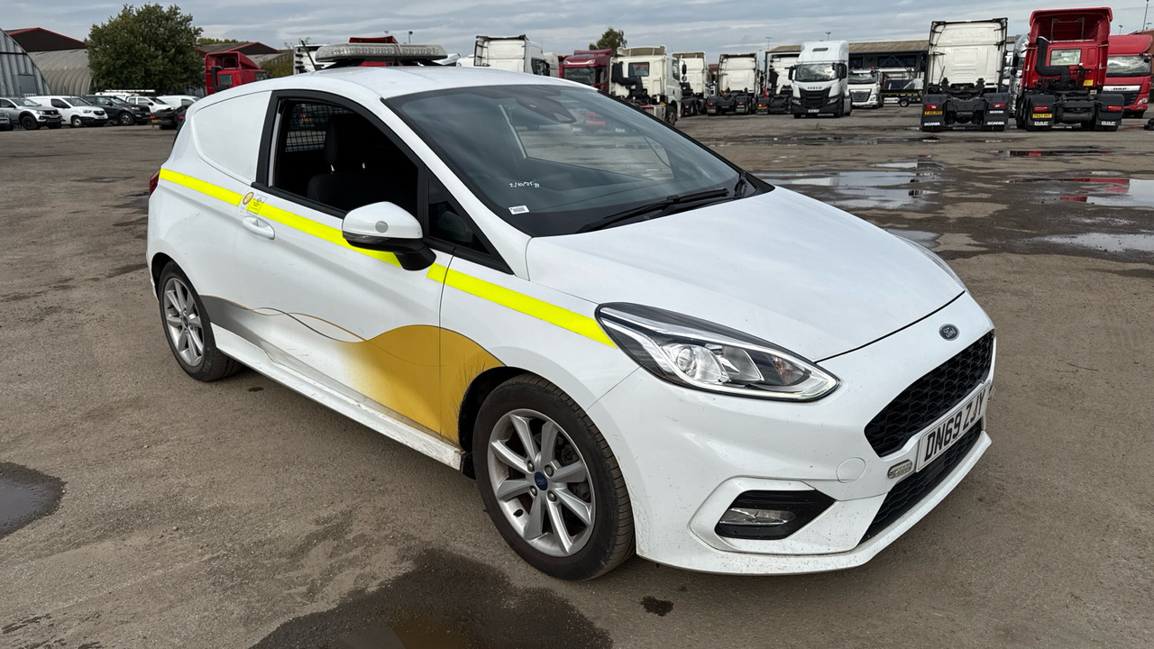 FORD FIESTA 1.5 TDCI 85PS - Automobil: Foto 1 FORD FIESTA 1.5 TDCI 85PS - Automobil: Foto 1