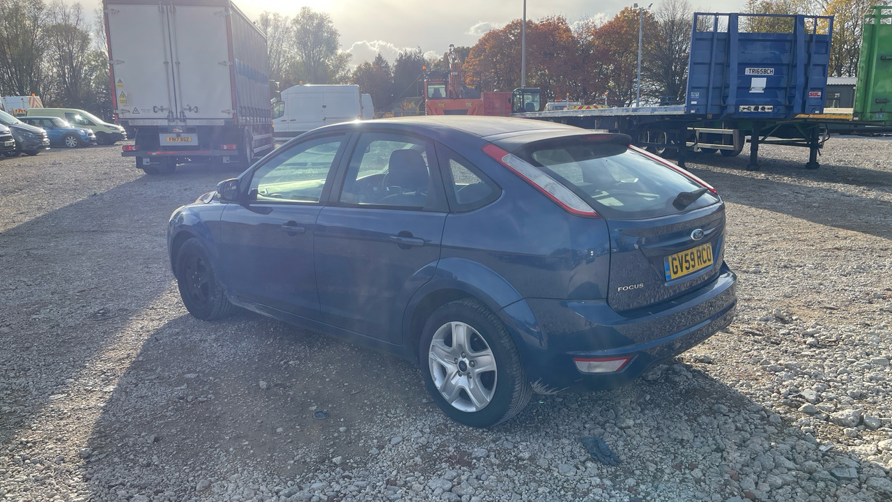 FORD FOCUS 1.6 TDCI - Hatchback: Foto 3 FORD FOCUS 1.6 TDCI - Hatchback: Foto 3