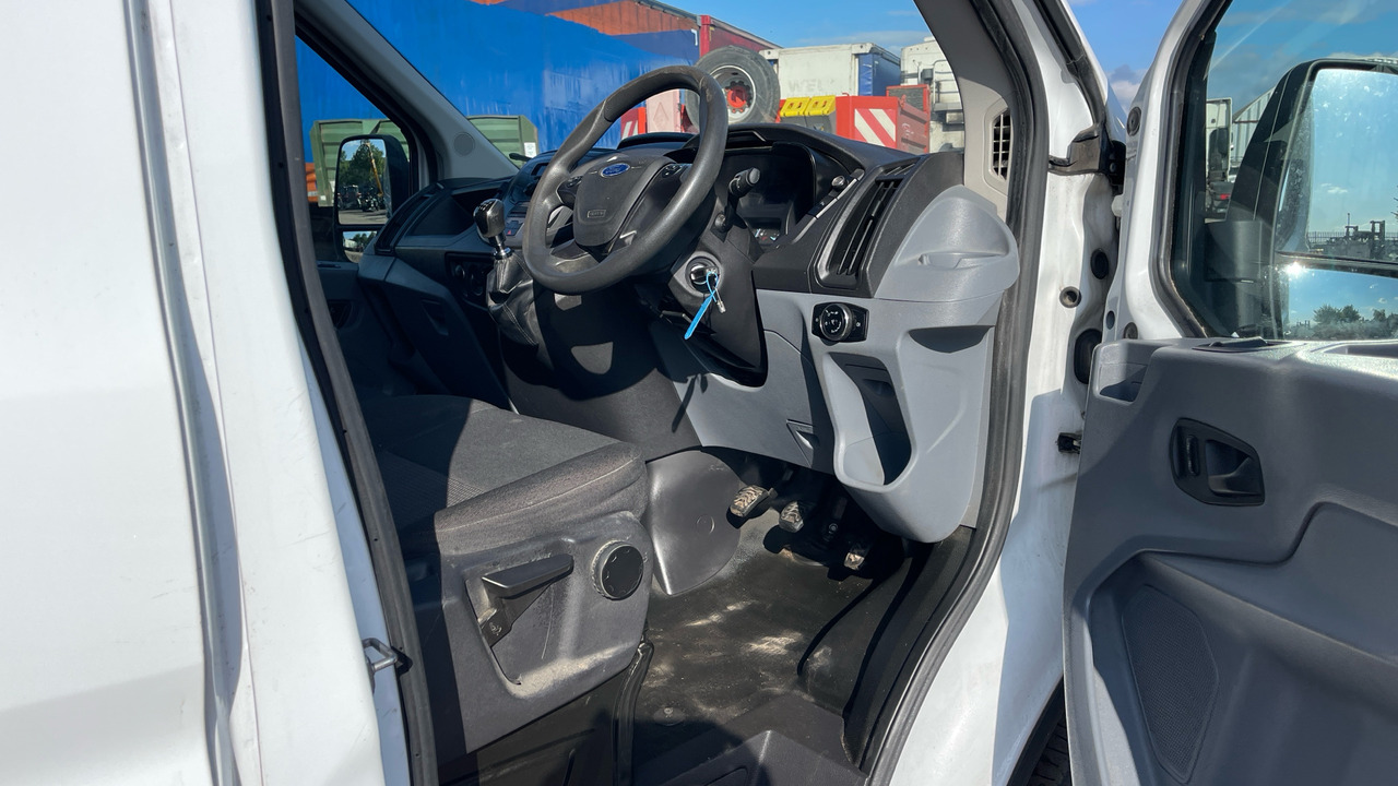 FORD TRANSIT 350 2.2 TDCi 125PS - Dubă: Foto 5 FORD TRANSIT 350 2.2 TDCi 125PS - Dubă: Foto 5