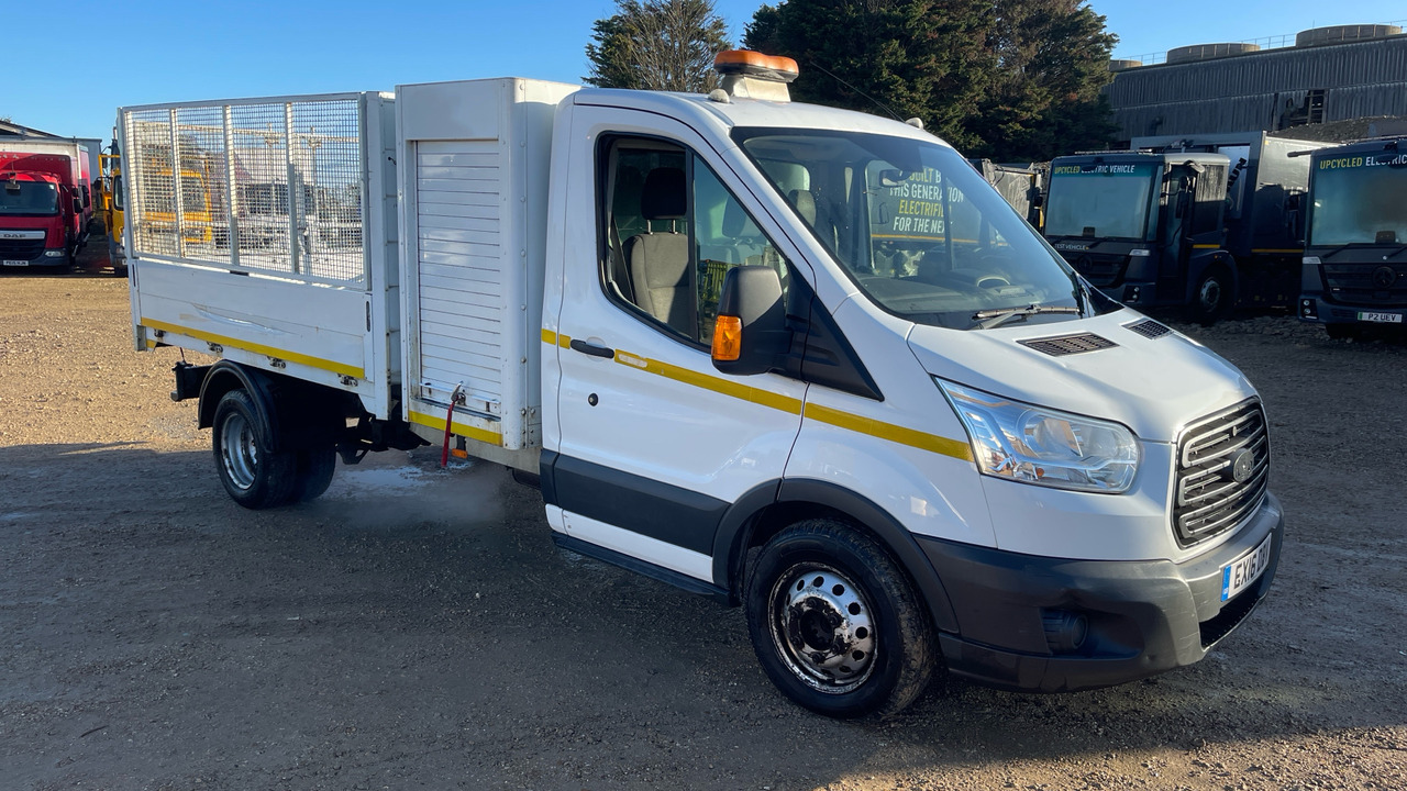 FORD TRANSIT 350 2.2 TDCi 125ps - Autoutilitară basculantă: Foto 1 FORD TRANSIT 350 2.2 TDCi 125ps - Autoutilitară basculantă: Foto 1