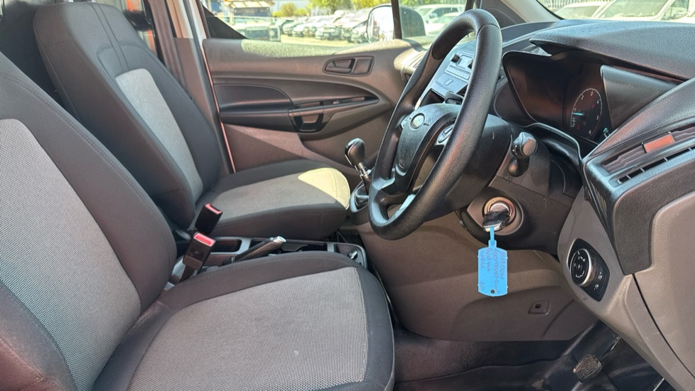 FORD TRANSIT CONNECT 240 1.5 ECOBLUE 100PS - Dubă: Foto 5 FORD TRANSIT CONNECT 240 1.5 ECOBLUE 100PS - Dubă: Foto 5