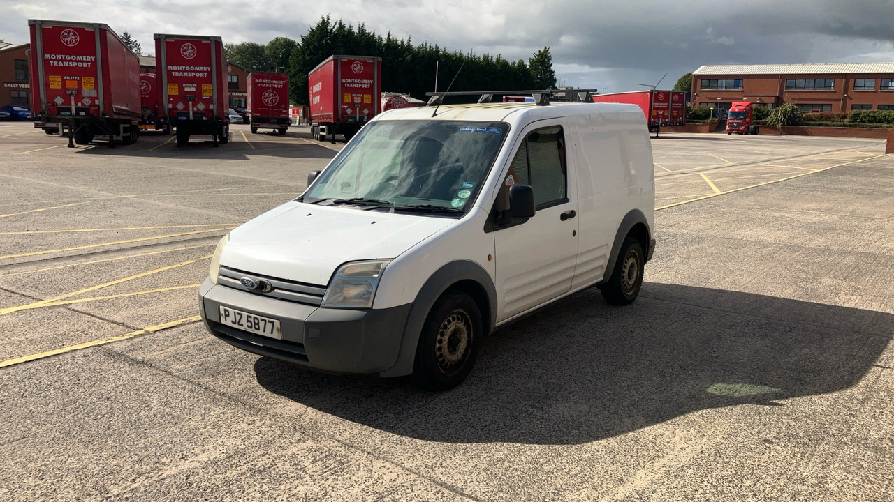 FORD TRANSIT CONNECT T200 1.8 TDCI 75PS - Autoutilitară compactă: Foto 2 FORD TRANSIT CONNECT T200 1.8 TDCI 75PS - Autoutilitară compactă: Foto 2