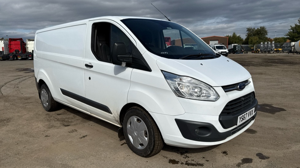 FORD TRANSIT CUSTOM 340 2.0 TDCI 130PS - Autoutilitară compactă: Foto 1 FORD TRANSIT CUSTOM 340 2.0 TDCI 130PS - Autoutilitară compactă: Foto 1