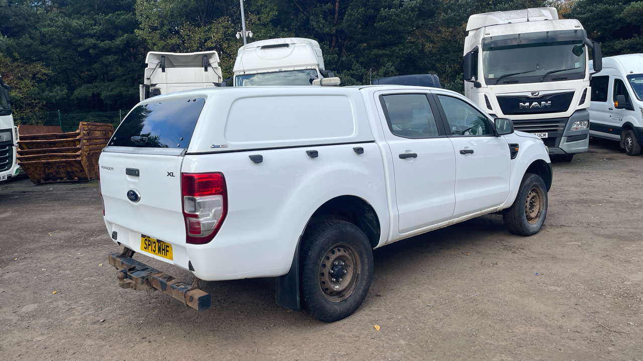 Ford Ranger 2.2 TDCi 150 - Pick-up, Autoutilitară cabină dublă: Foto 4 Ford Ranger 2.2 TDCi 150 - Pick-up, Autoutilitară cabină dublă: Foto 4