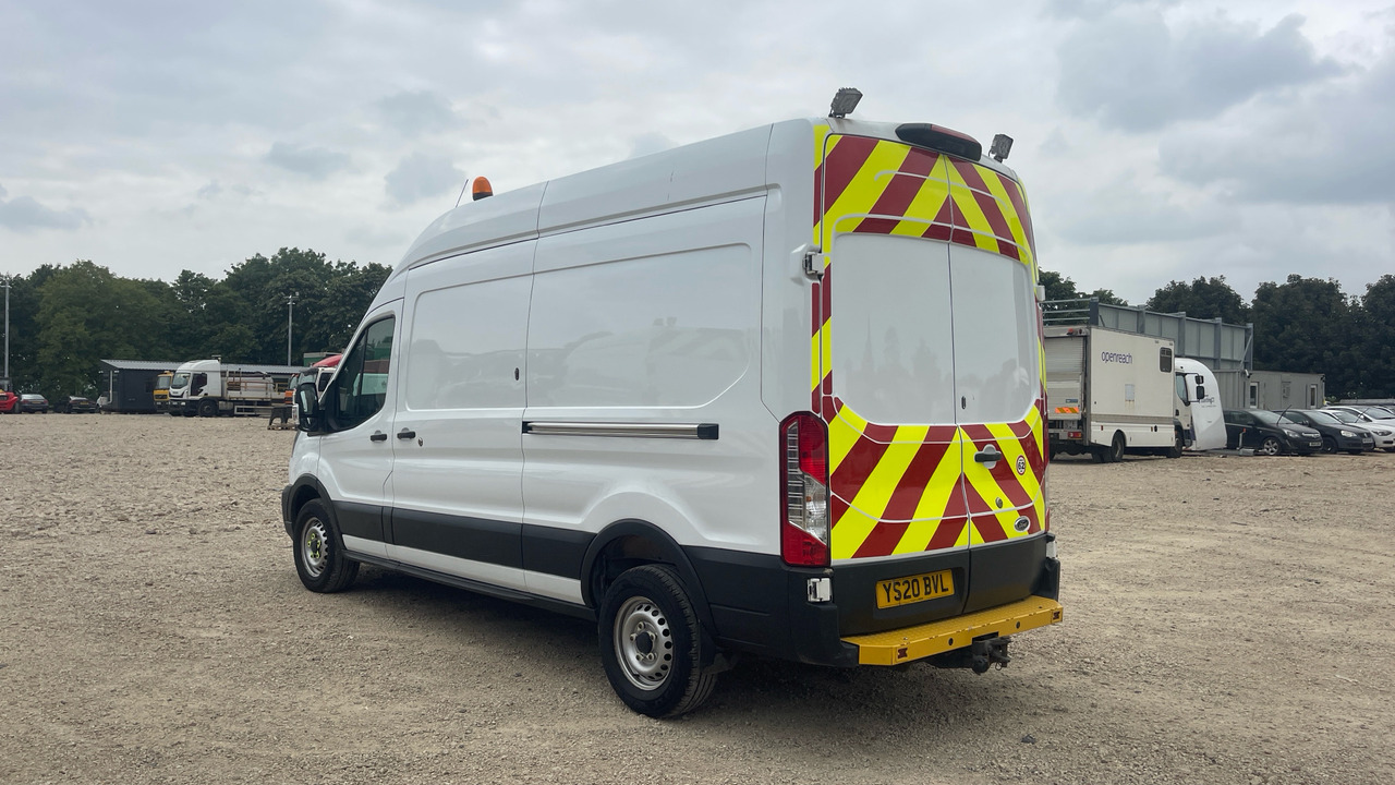 Ford Transit 350 2.0 ECO BLUE 130PS - Dubă: Foto 3 Ford Transit 350 2.0 ECO BLUE 130PS - Dubă: Foto 3