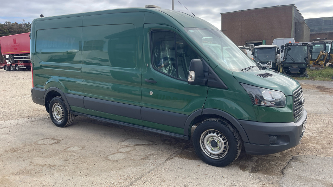 Ford Transit 350 2.0 TDCi 130ps - Dubă: Foto 1 Ford Transit 350 2.0 TDCi 130ps - Dubă: Foto 1