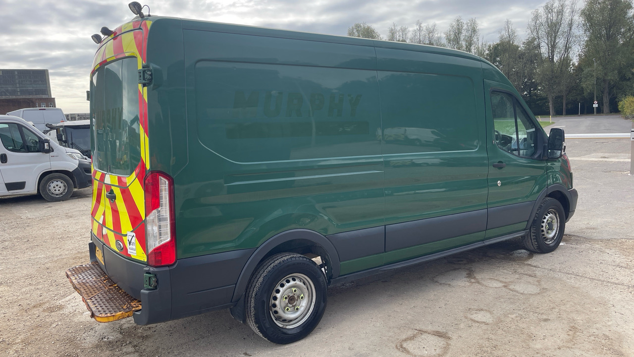 Ford Transit 350 2.0 TDCi 130ps - Dubă: Foto 4 Ford Transit 350 2.0 TDCi 130ps - Dubă: Foto 4
