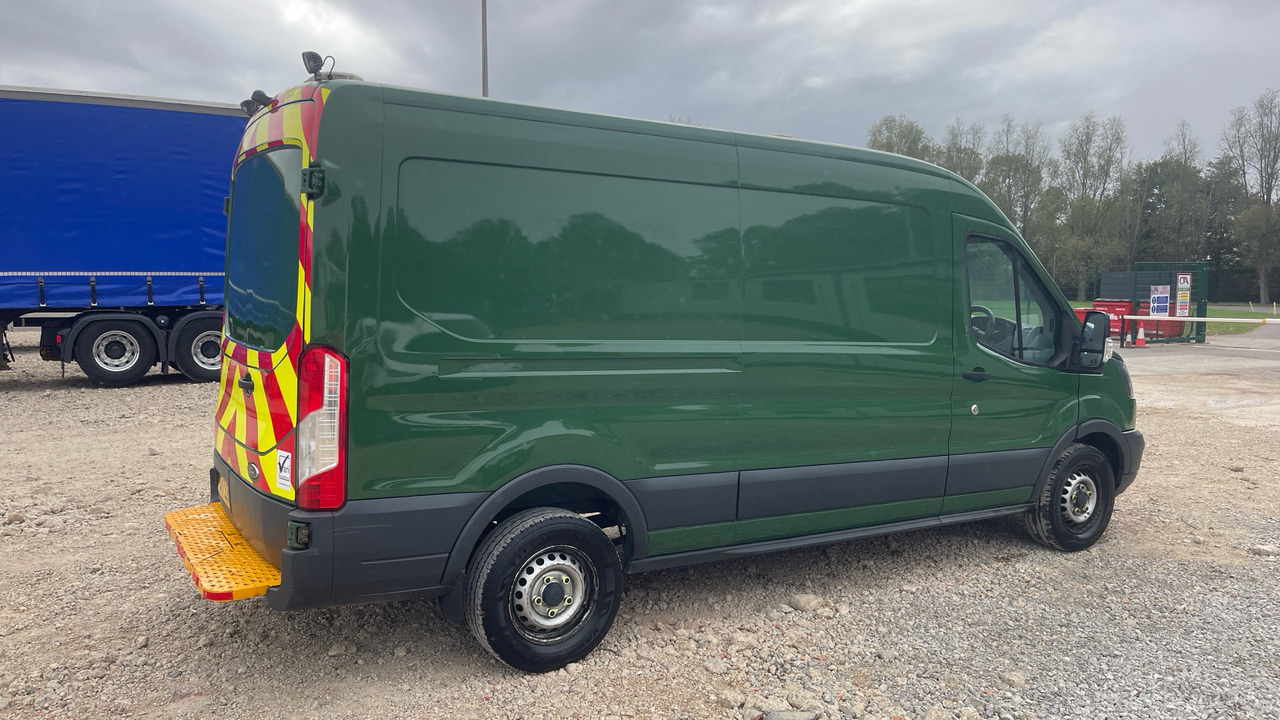 Ford Transit 350 2.0 TDCi 130ps - Dubă: Foto 4 Ford Transit 350 2.0 TDCi 130ps - Dubă: Foto 4