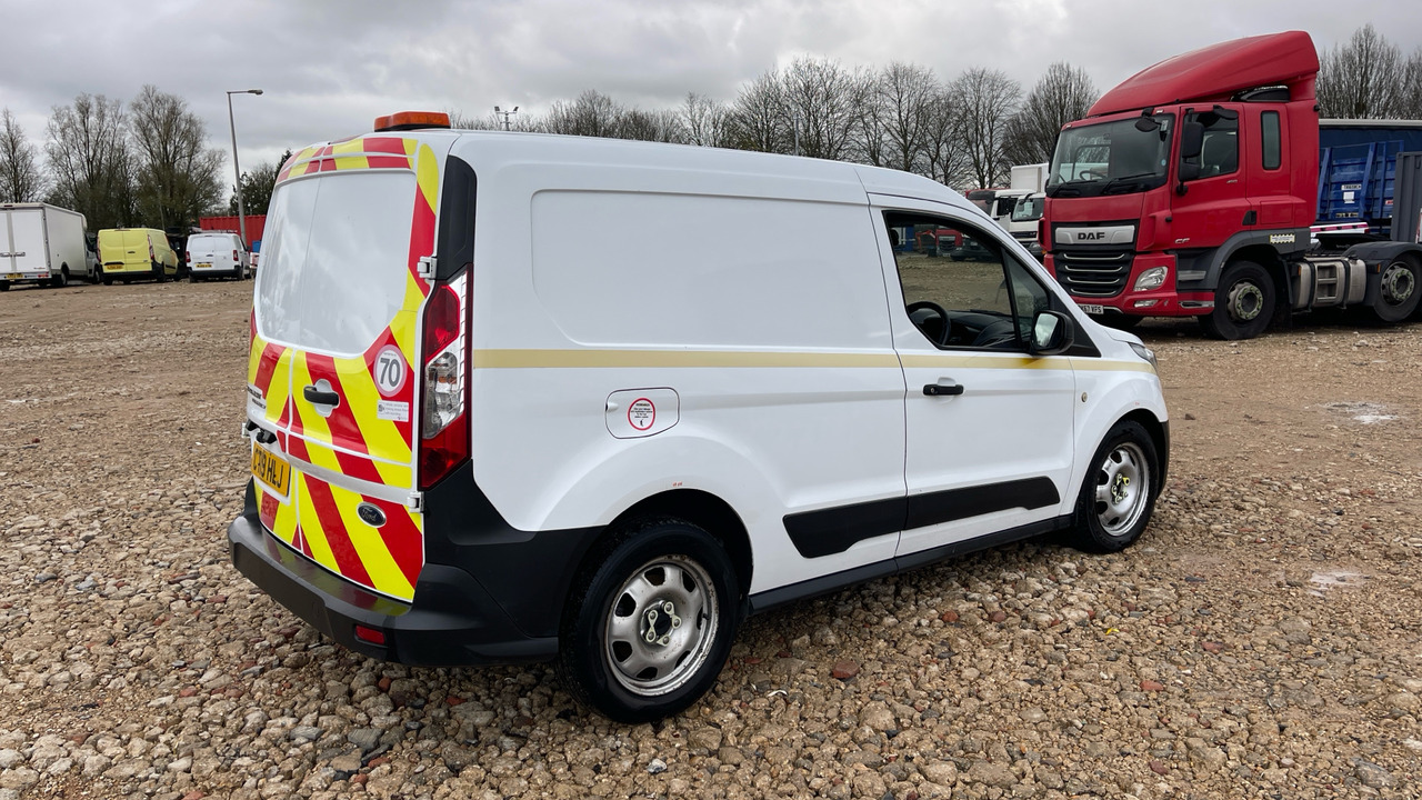 Ford Transit Connect 220 1.5 ECOBLUE 100PS - Autoutilitară compactă: Foto 4 Ford Transit Connect 220 1.5 ECOBLUE 100PS - Autoutilitară compactă: Foto 4