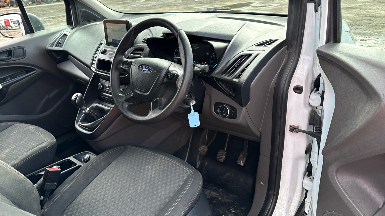 Ford Transit Connect 230 1.5 ECOBLUE 120PS - Autoutilitară cabină dublă: Foto 5 Ford Transit Connect 230 1.5 ECOBLUE 120PS - Autoutilitară cabină dublă: Foto 5