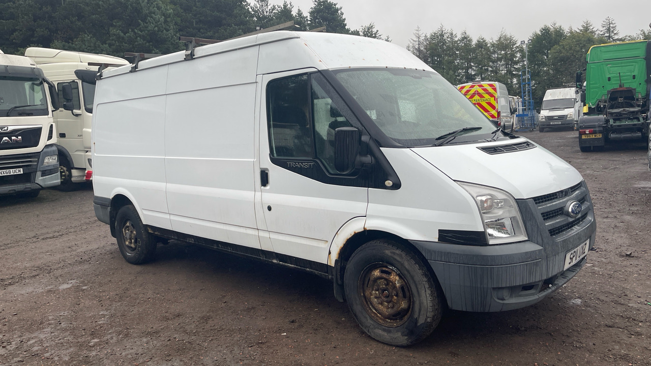 Ford Transit T350 2.2 TDCi 115ps - Autoutilitară cabină dublă: Foto 1 Ford Transit T350 2.2 TDCi 115ps - Autoutilitară cabină dublă: Foto 1