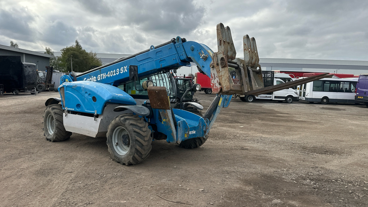 GENIE GTH4013SX - Stivuitor telescopic: Foto 1 GENIE GTH4013SX - Stivuitor telescopic: Foto 1