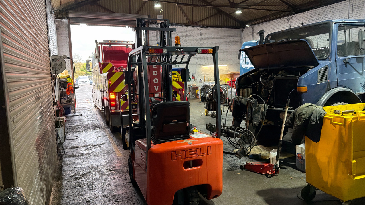 HELI FB315 - Electrostivuitor: Foto 3 HELI FB315 - Electrostivuitor: Foto 3