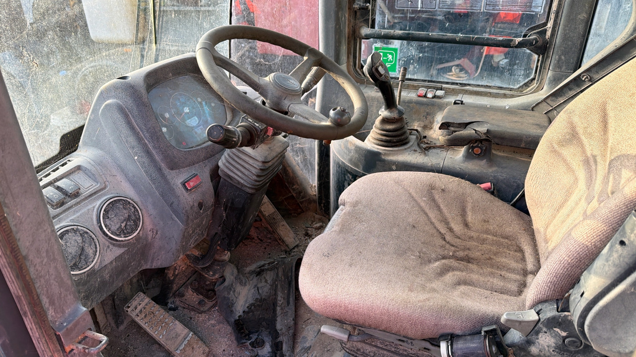 HYUNDAI HL73O-9 - Încărcător frontal pe pneuri: Foto 5 HYUNDAI HL73O-9 - Încărcător frontal pe pneuri: Foto 5