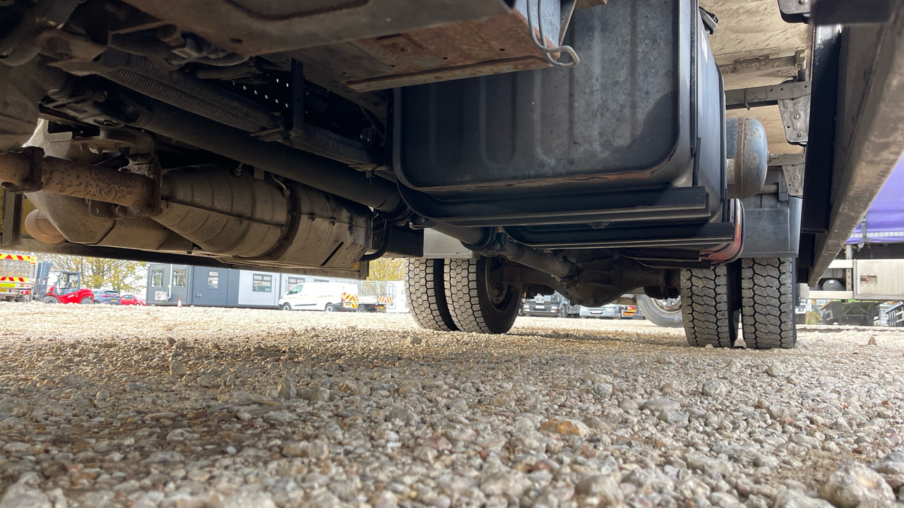 Camion frigider ISUZU F135 240: Foto 13