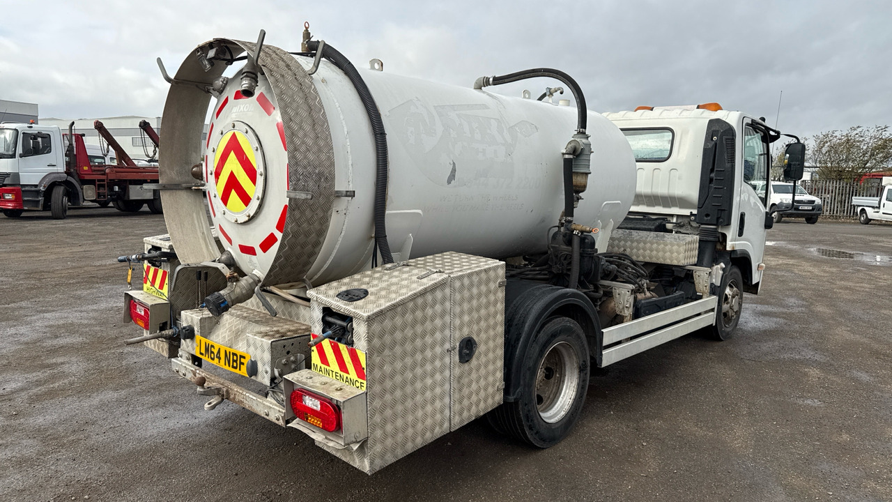 ISUZU N75 190 - Camion cisternă: Foto 4 ISUZU N75 190 - Camion cisternă: Foto 4