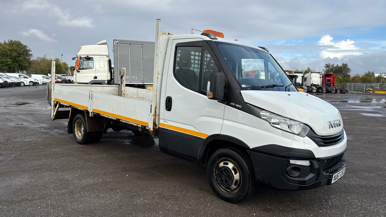 IVECO DAILY 35C12 2.3 3750 - Autoutilitară cu platformă: Foto 1 IVECO DAILY 35C12 2.3 3750 - Autoutilitară cu platformă: Foto 1