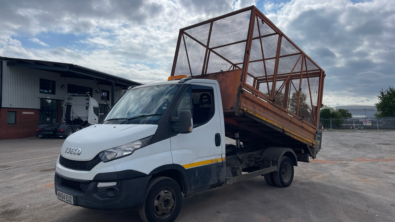 IVECO DAILY 50-150 - Camion basculantă: Foto 2 IVECO DAILY 50-150 - Camion basculantă: Foto 2