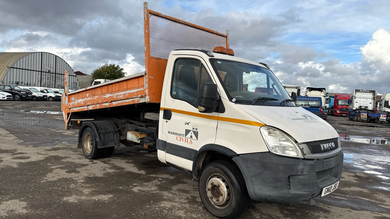 IVECO DAILY 60-180 - Camion basculantă: Foto 1 IVECO DAILY 60-180 - Camion basculantă: Foto 1