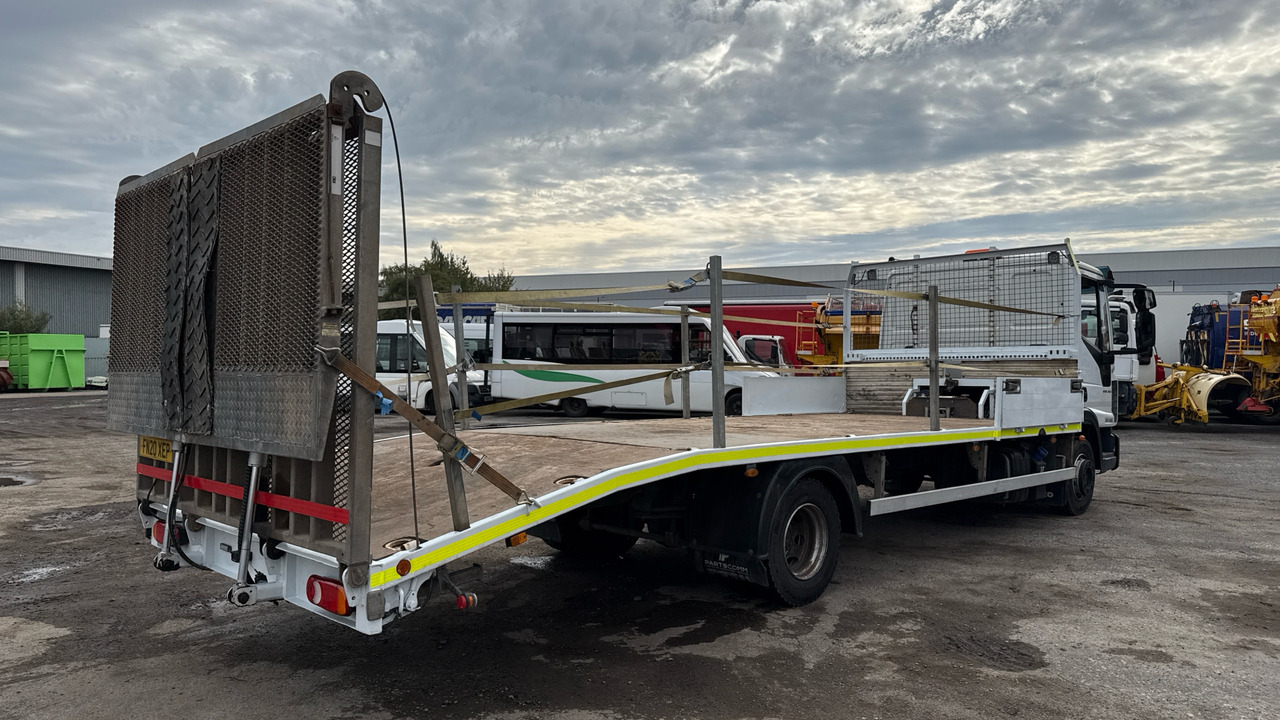 IVECO EUROCARGO 120-210 - Maşină de tractare: Foto 4 IVECO EUROCARGO 120-210 - Maşină de tractare: Foto 4