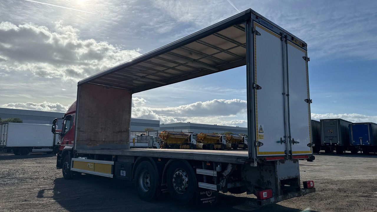 IVECO STRALIS 310 - Camion cu prelată: Foto 3 IVECO STRALIS 310 - Camion cu prelată: Foto 3