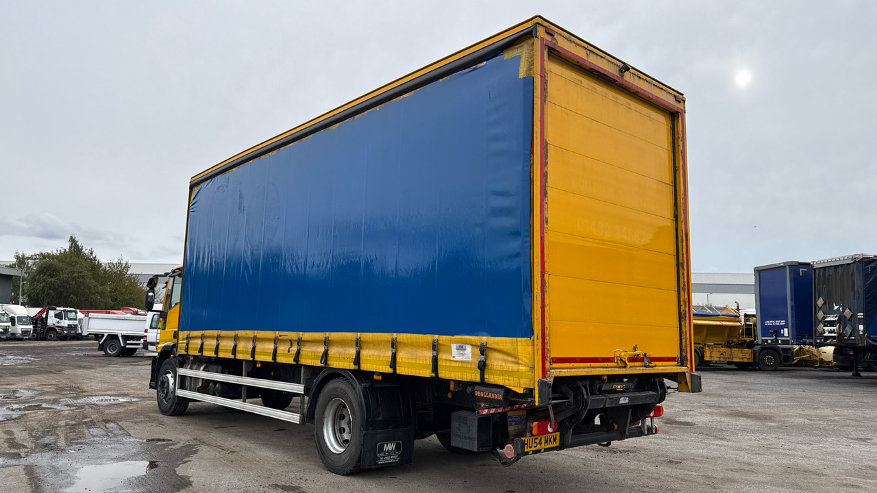 Iveco EUROCARGO 180E - Camion cu prelată: Foto 3 Iveco EUROCARGO 180E - Camion cu prelată: Foto 3