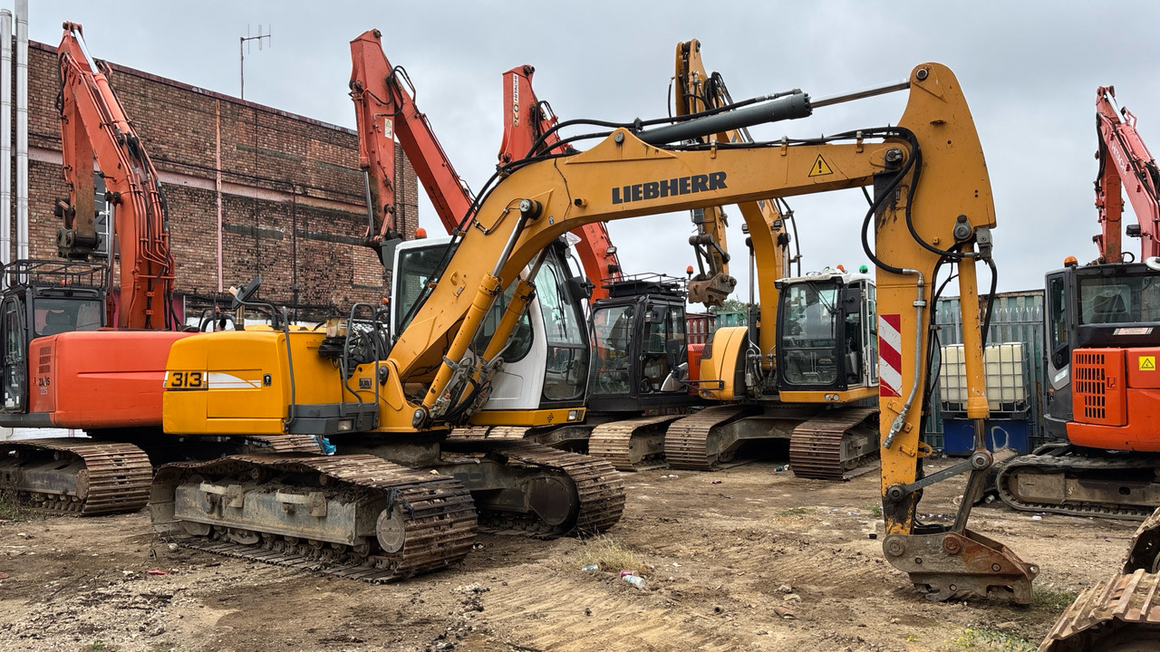 LIEBHERR R313 LITRONIC - Excavator pe şenile: Foto 2 LIEBHERR R313 LITRONIC - Excavator pe şenile: Foto 2
