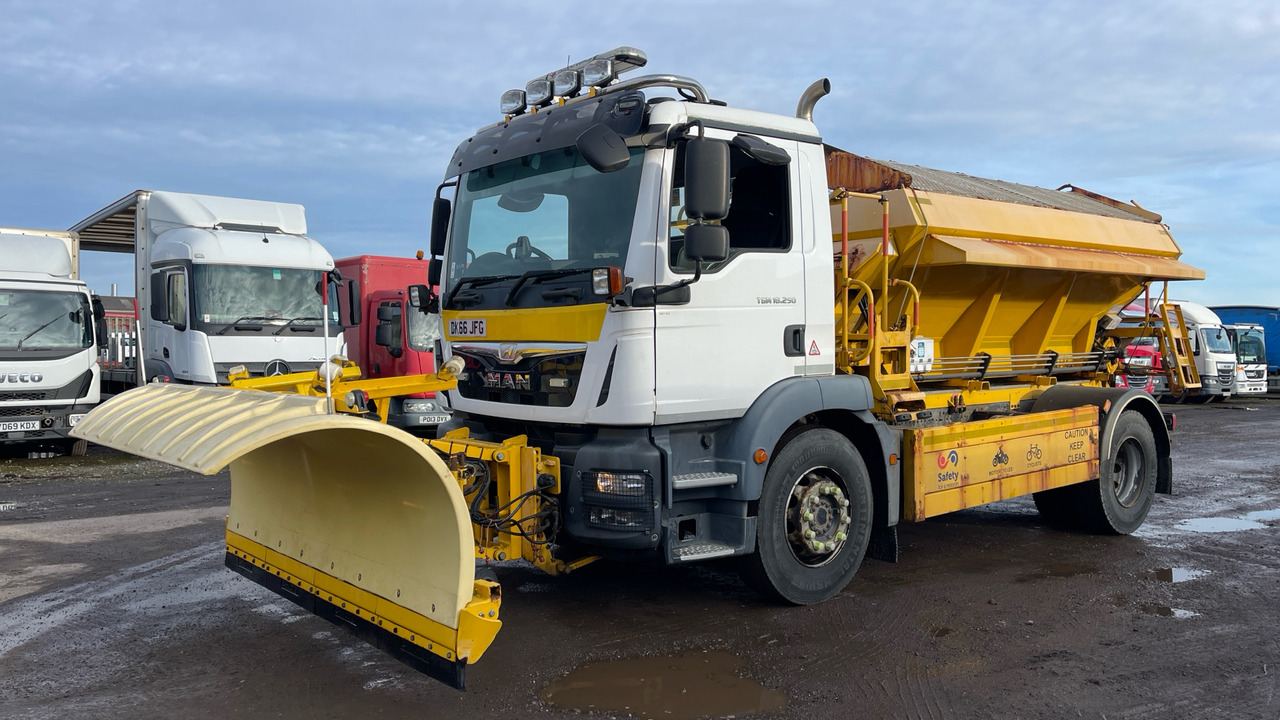MAN TG-M 18.250 - Utilaj deszăpezire: Foto 2 MAN TG-M 18.250 - Utilaj deszăpezire: Foto 2