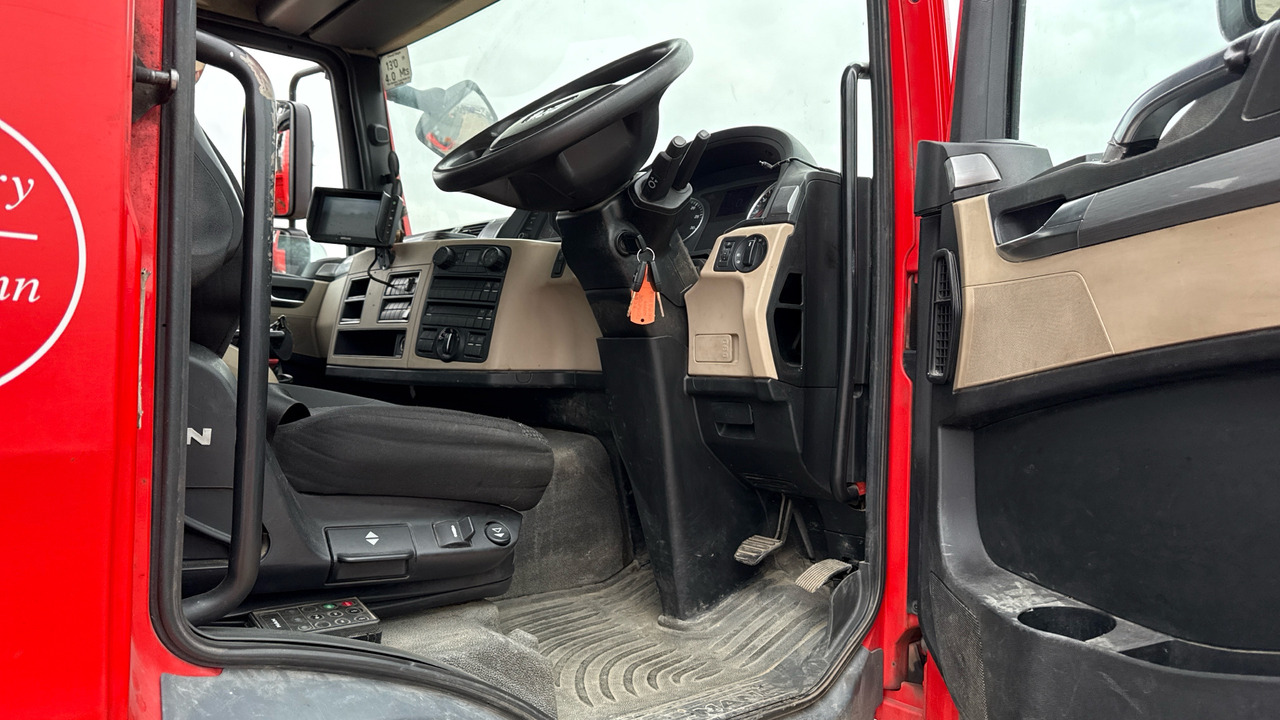 MAN TG-M 26.320 - Camion platformă, Camion cu macara: Foto 5 MAN TG-M 26.320 - Camion platformă, Camion cu macara: Foto 5