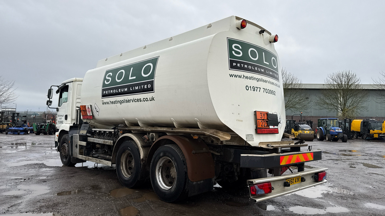 MAN TG-M 26.340 - Camion cisternă: Foto 3 MAN TG-M 26.340 - Camion cisternă: Foto 3