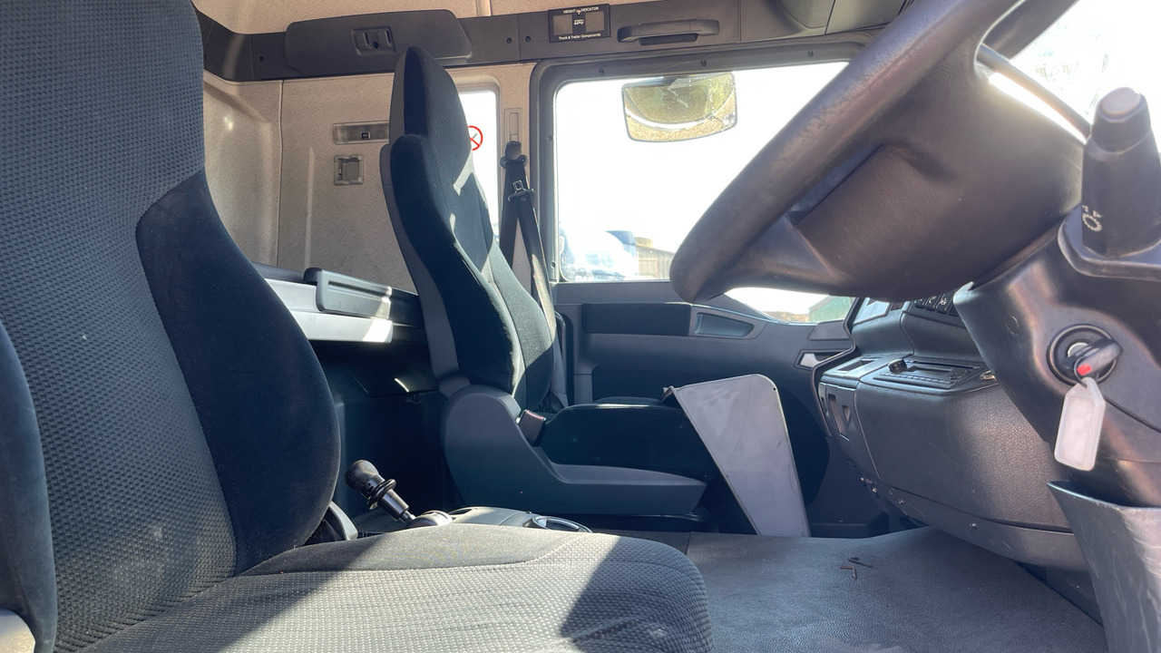 MAN TGM 18.250 - Camion platformă: Foto 5 MAN TGM 18.250 - Camion platformă: Foto 5