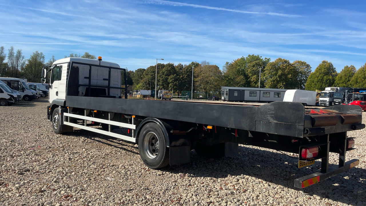 MAN TGM 18.250 - Camion platformă: Foto 3 MAN TGM 18.250 - Camion platformă: Foto 3