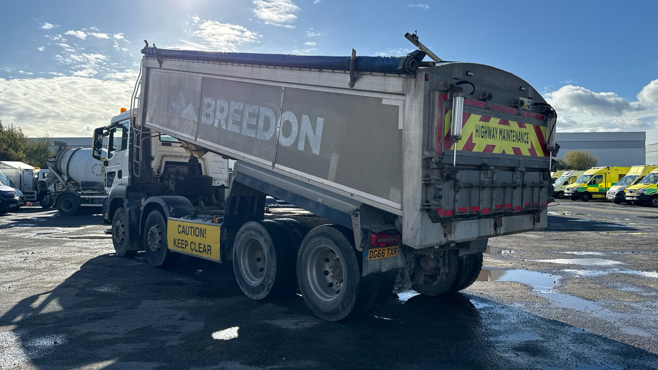 MAN TGS 32.400 - Camion basculantă: Foto 3 MAN TGS 32.400 - Camion basculantă: Foto 3