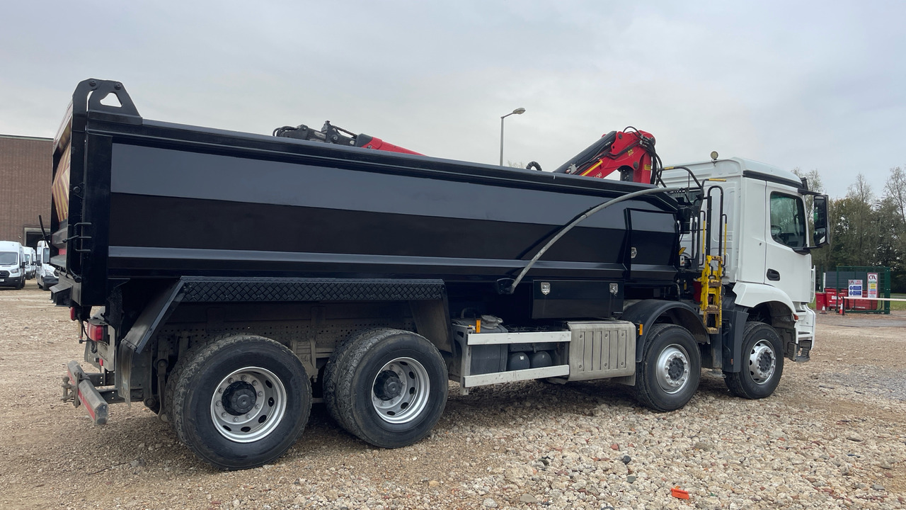 MERCEDES-BENZ AROCS - Camion basculantă, Camion cu macara: Foto 4 MERCEDES-BENZ AROCS - Camion basculantă, Camion cu macara: Foto 4