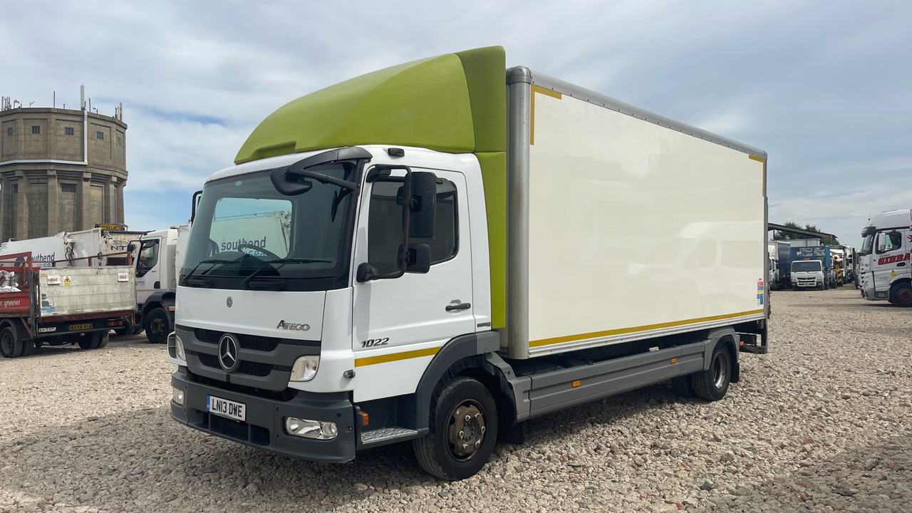 MERCEDES-BENZ ATEGO 1022 - Camion furgon: Foto 2 MERCEDES-BENZ ATEGO 1022 - Camion furgon: Foto 2