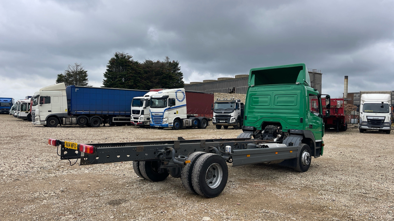 MERCEDES-BENZ ATEGO 1523 - Camion şasiu: Foto 4 MERCEDES-BENZ ATEGO 1523 - Camion şasiu: Foto 4