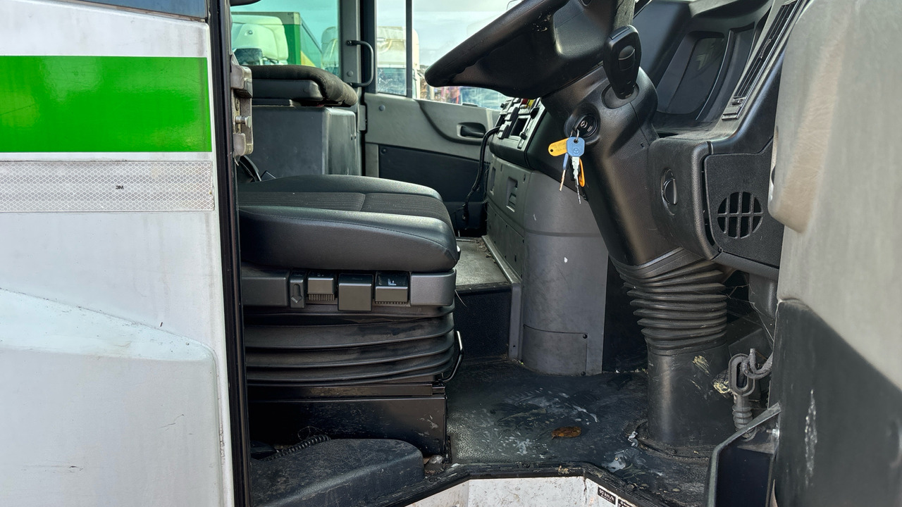 MERCEDES-BENZ ECONIC - Autogunoiere: Foto 5 MERCEDES-BENZ ECONIC - Autogunoiere: Foto 5