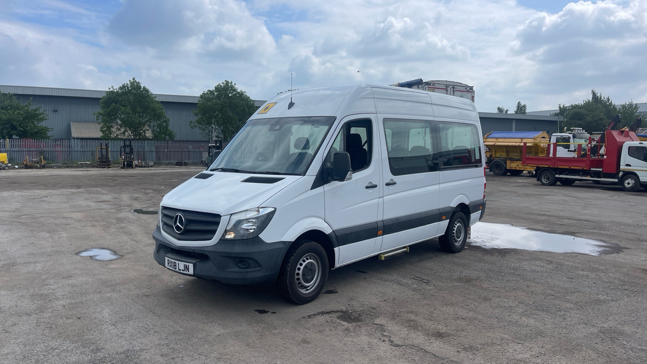 MERCEDES-BENZ SPRINTER 314 CDI - Microbuz, Transport persoane: Foto 2 MERCEDES-BENZ SPRINTER 314 CDI - Microbuz, Transport persoane: Foto 2
