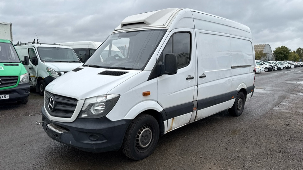 MERCEDES-BENZ SPRINTER 314 CDI - Autoutilitară frigorifica: Foto 3 MERCEDES-BENZ SPRINTER 314 CDI - Autoutilitară frigorifica: Foto 3