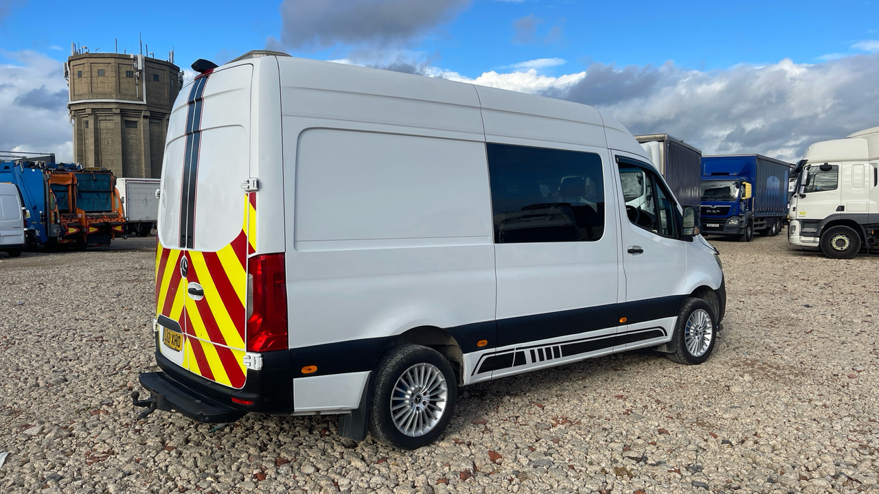 MERCEDES-BENZ SPRINTER 315 CDI - Autoutilitară cabină dublă: Foto 4 MERCEDES-BENZ SPRINTER 315 CDI - Autoutilitară cabină dublă: Foto 4