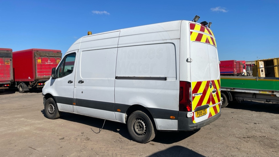 MERCEDES-BENZ SPRINTER 316 CDI - Dubă: Foto 4 MERCEDES-BENZ SPRINTER 316 CDI - Dubă: Foto 4