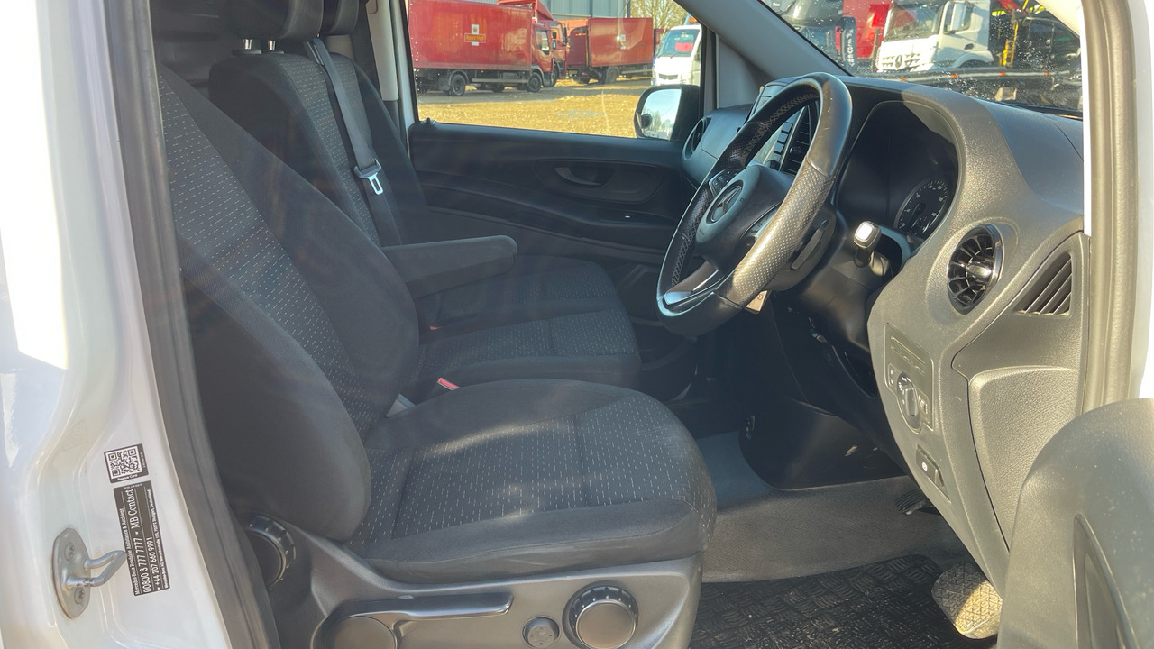 MERCEDES-BENZ VITO 114 Progressive CDI - Autoutilitară compactă: Foto 5 MERCEDES-BENZ VITO 114 Progressive CDI - Autoutilitară compactă: Foto 5