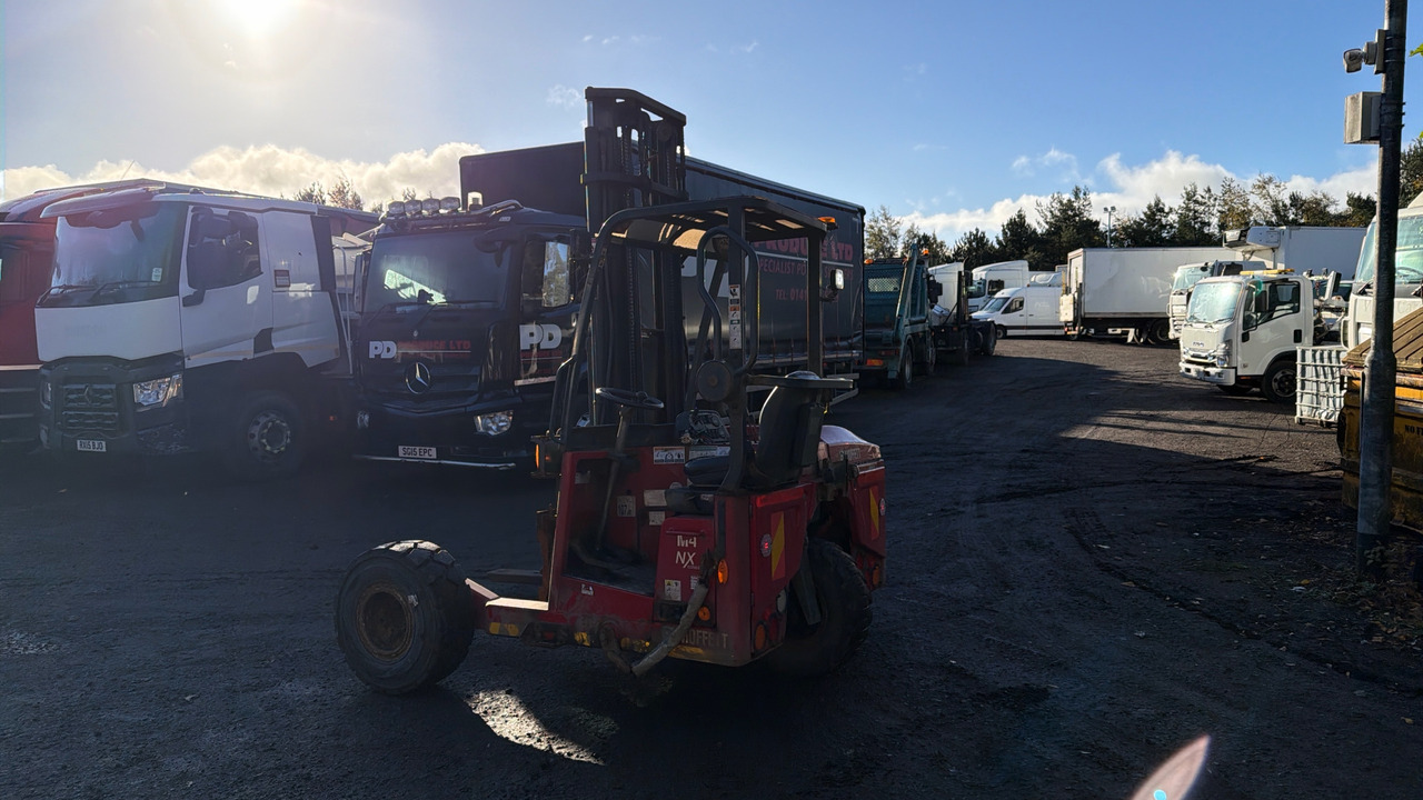 MOFFETT M4 20.3 - Stivuitor transportabil: Foto 3 MOFFETT M4 20.3 - Stivuitor transportabil: Foto 3