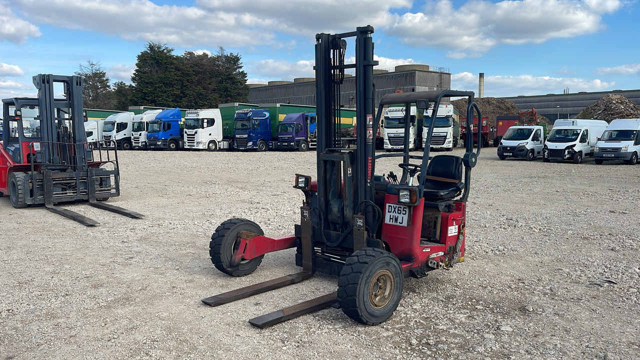 MOFFETT M4 20.3 - Stivuitor transportabil: Foto 1 MOFFETT M4 20.3 - Stivuitor transportabil: Foto 1