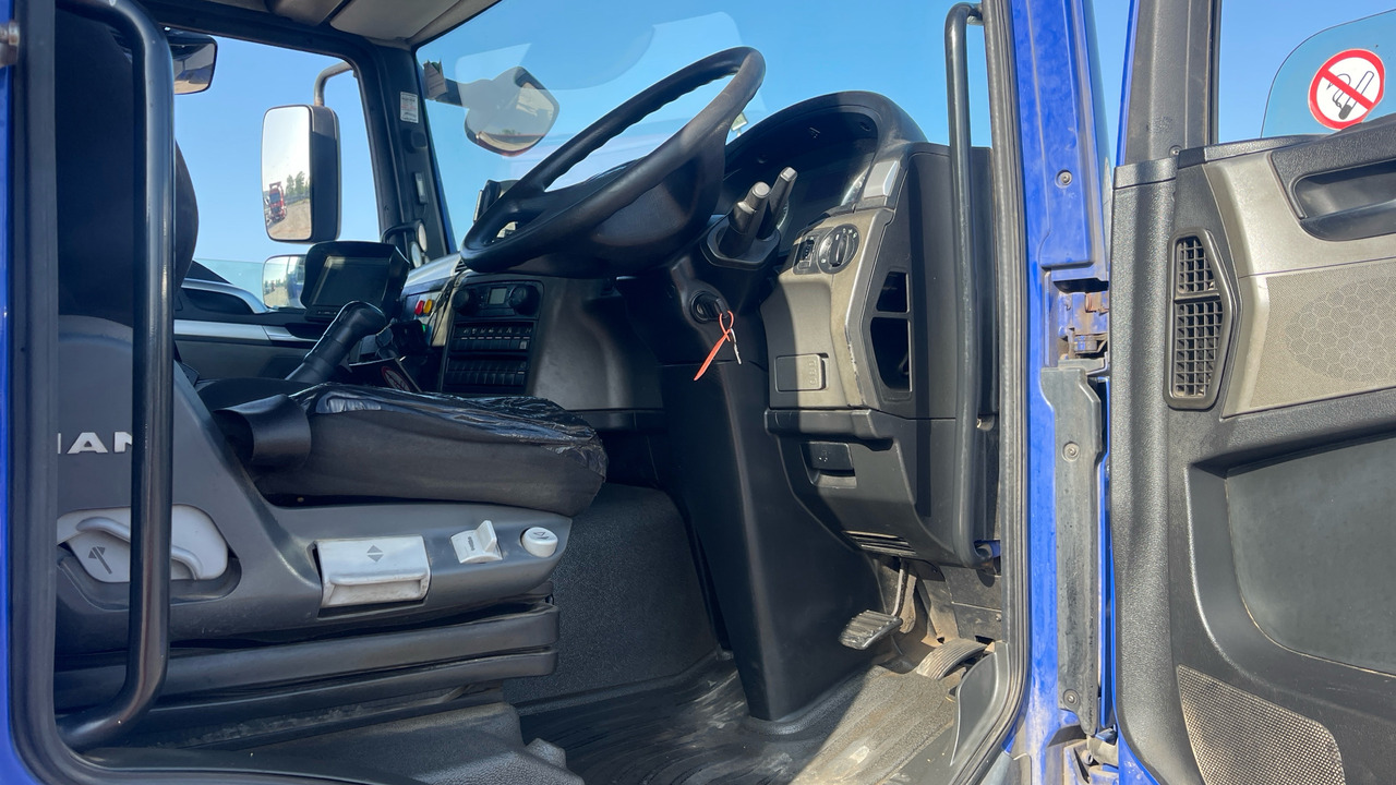 Man TGM 18.250 - Camion platformă, Camion cu macara: Foto 5 Man TGM 18.250 - Camion platformă, Camion cu macara: Foto 5