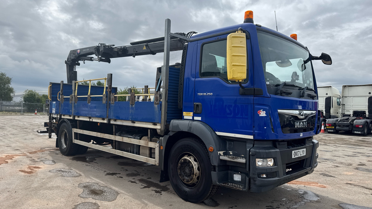 Man TGM 18.250 - Camion platformă, Camion cu macara: Foto 1 Man TGM 18.250 - Camion platformă, Camion cu macara: Foto 1